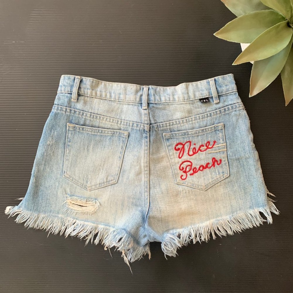 THE FIFTH LABEL Nice Peach Distressed Shorts - Picture 1 of 5